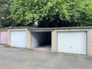 Garagebox te Huur Ukkel