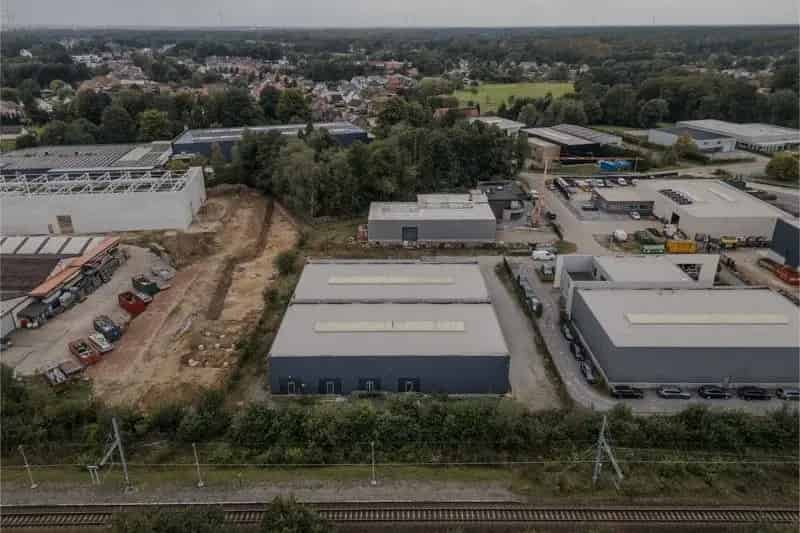 Industriehal 1280 m² 3371 m² Perceel