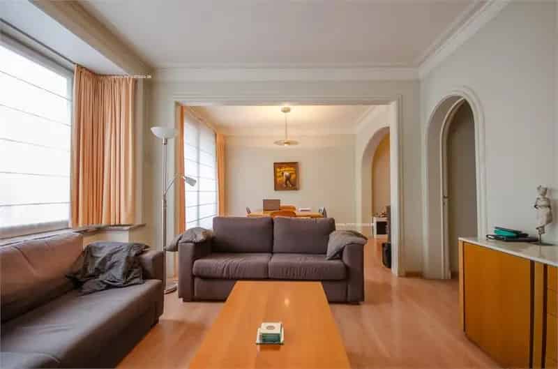 Huis te Koop Geraardsbergen 5 Slaapkamers Grote Polyvalente Ruimte