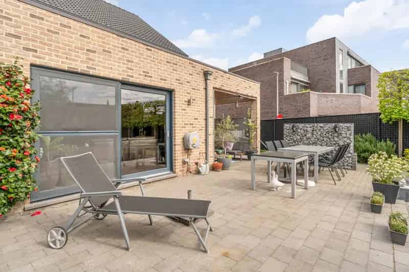 Huis te huur Bree: Ruime gezinswoning 3 slaapkamers