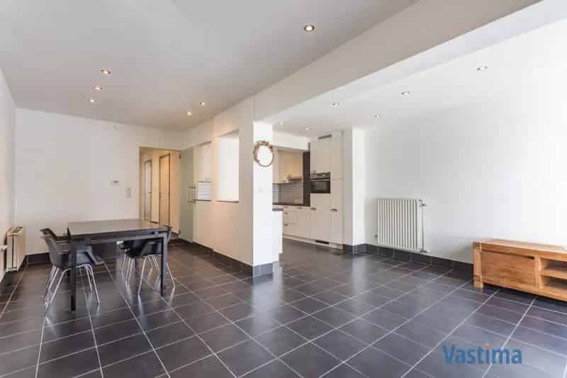Appartement te huur 2 slaapkamers ruim terras