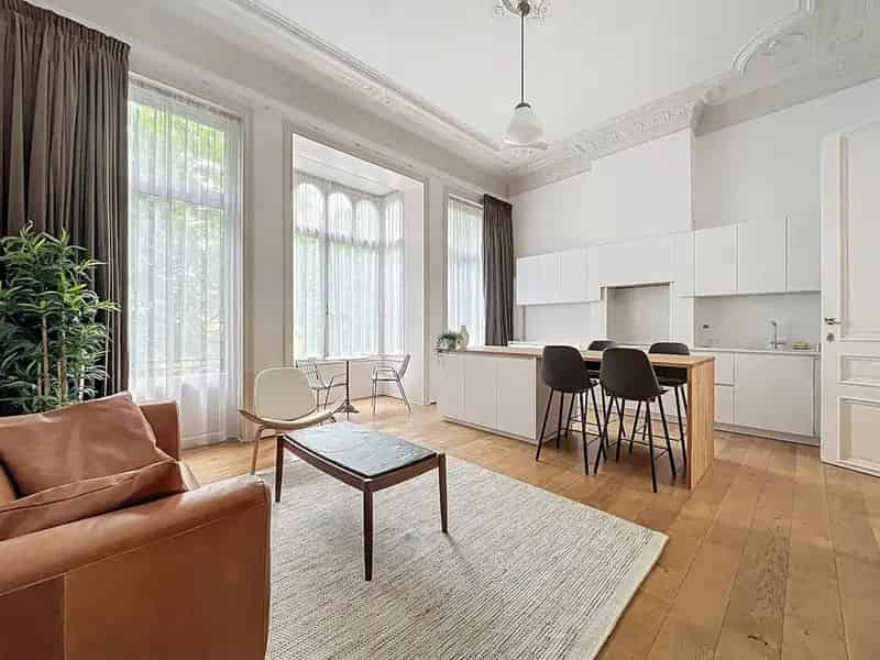Gemeubileerd Appartement 76m2 te Koop in Brussel