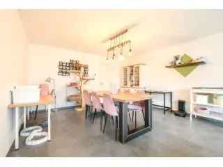 Huis te Koop De Haan - Moderne Ruime Woning Nabij Zee en Bos