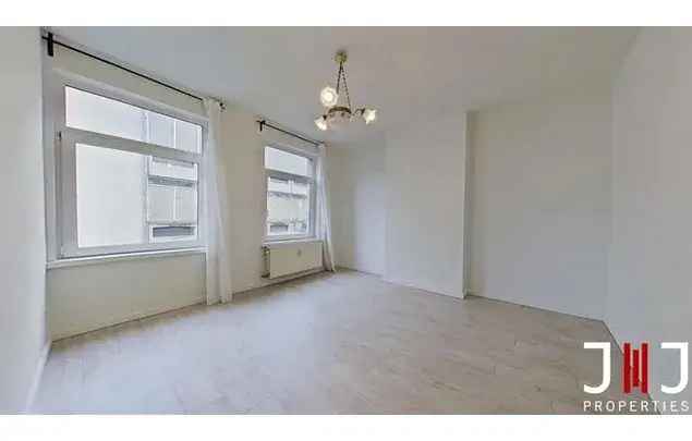 Huur 1 slaapkamer appartement van 46 m² in Brussels