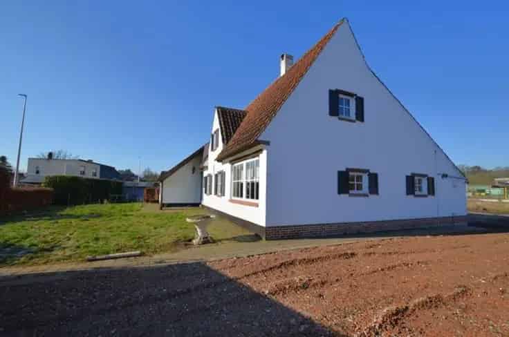 Huis te Koop Kessel Karaktervolle Woning 675m²
