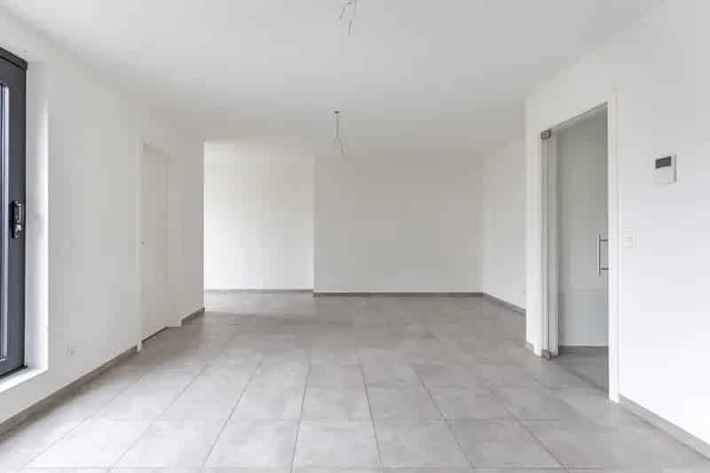 Appartement te huur 2 slaapkamers 90m² Terras Autostaanplaats