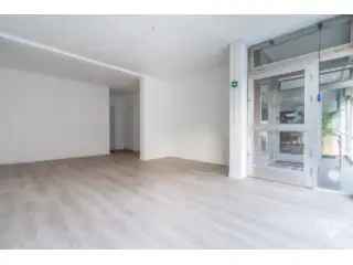 Handelspand te Huur Nivelles 45m² Garage Kelder