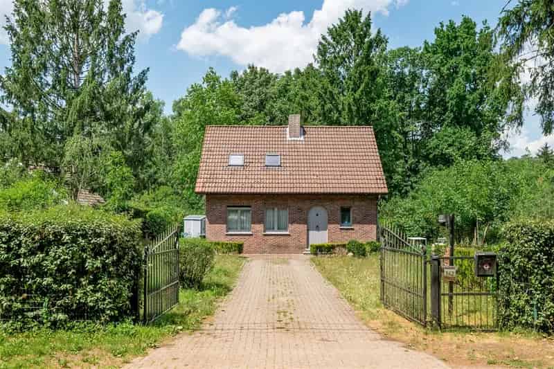 Charmante Instapklare Woning in Woonbos Wuustwezel