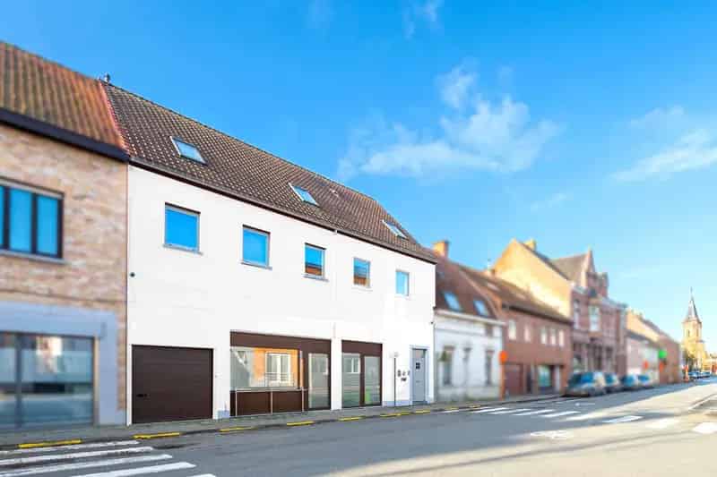 Handelspand met Woning te Koop - Instapklaar - 4 slaapkamers