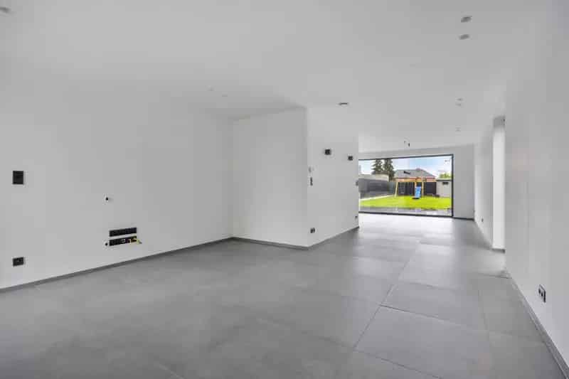 Moderne halfopen bebouwing 4 slaapkamers EPC 8 Label A