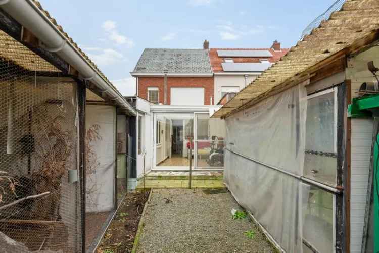 Halfopen renovatieparel nabij bruisend centrum Lier