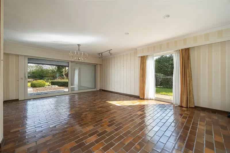 Villa te koop Zoersel: Rustige ligging nabij Sint-Antonius en Halle