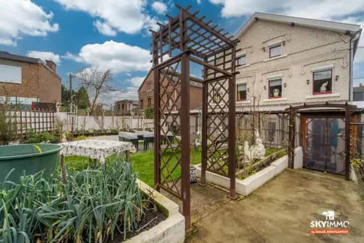 Huis Te Koop Seraing 4 slaapkamers Tuin Terras