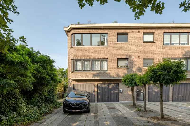 Brasschaat 2 Slaapkamer Appartement Te Huur