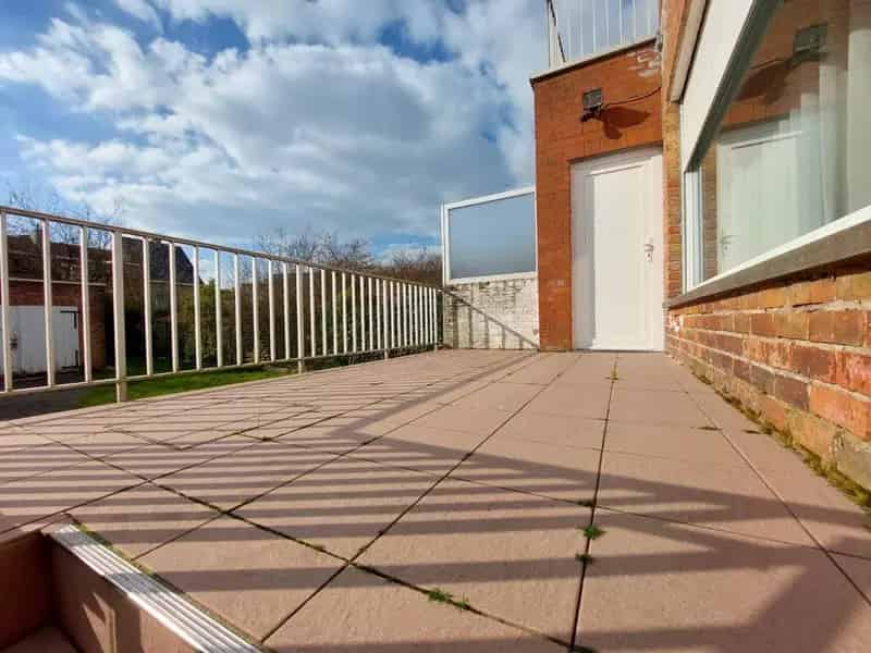Halfopen Woning 2 Appartementen