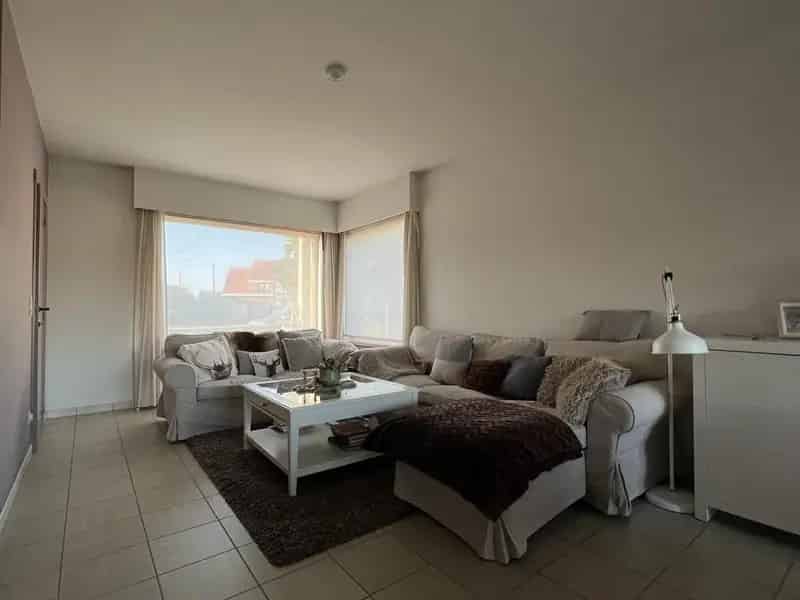 Huis te huur Esen: 3 slaapkamers, tuin, nieuwe keuken