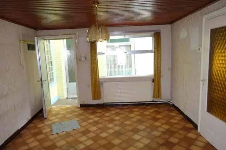 Huis te Koop 3 slaapkamers tuin berging renovatie