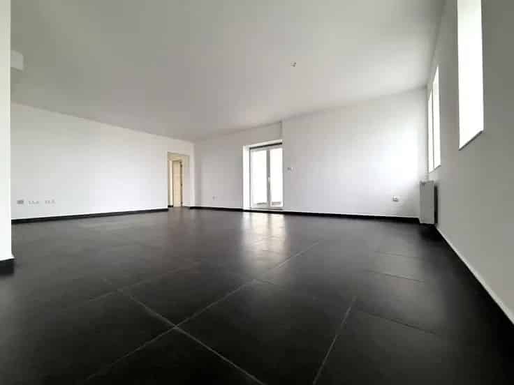 Appartement 120m² Gesves met Terras 60m², Zwembad en Tuin