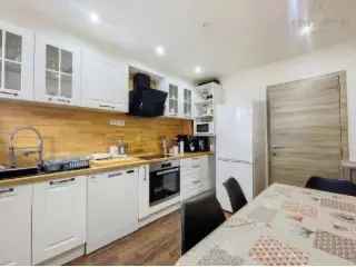 Duplex te Koop Schaerbeek 2 Slaapkamers Gerenoveerd