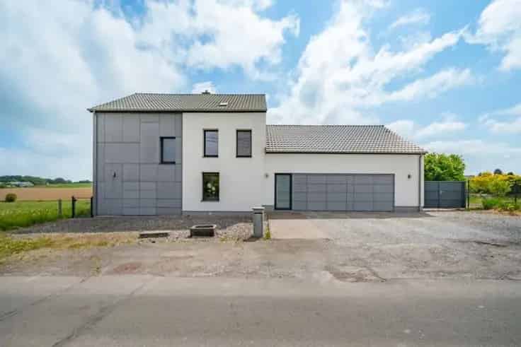 Villa te Koop Ouffet Gerenoveerd 172m2 3 garages