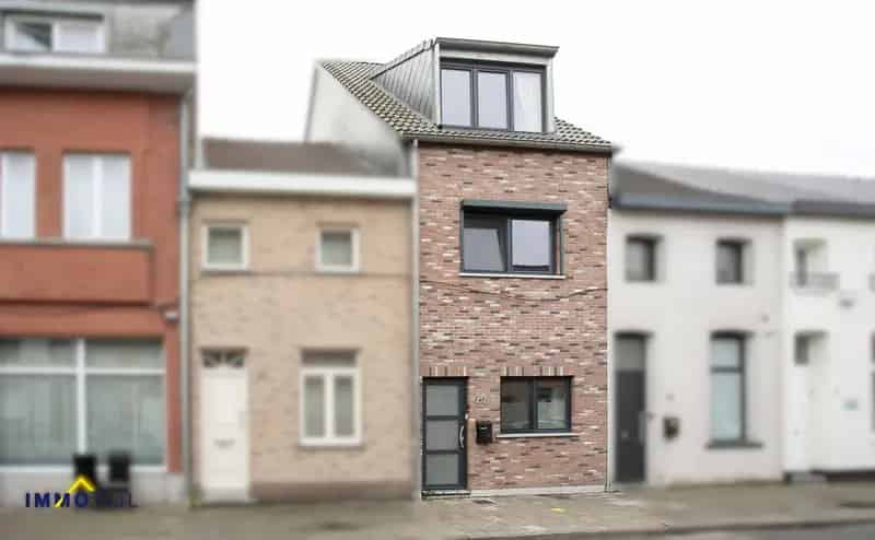 Instapklare woning met 4 slaapkamers in hartje Temse!
