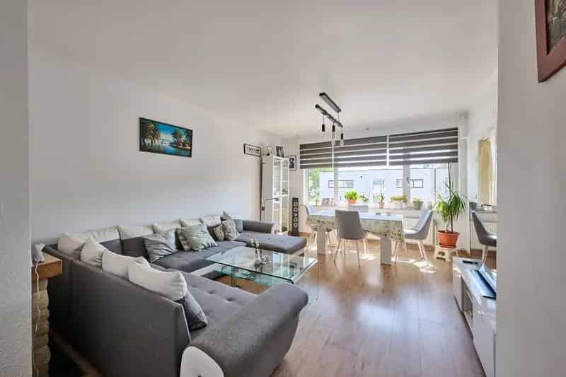 Appartement te koop 82m² - 2 slaapkamers - terras - tuin - garage
