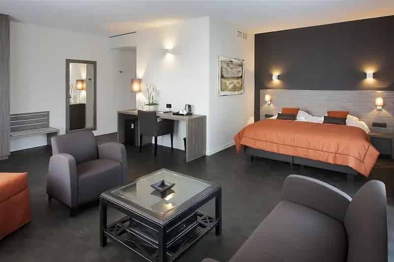 Hotelcomplex 58835 m²