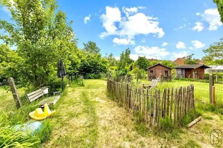 Huis Te Koop Ronse: Burgerwoning 4 slaapkamers, Tuin & 2 Garages