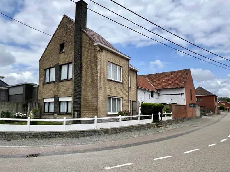 Hoeve te koop: Woning met stal en schuur - Veel mogelijkheden