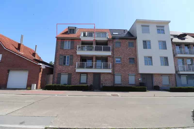 Appartement 3 slaapkamers Terras Autostaanplaats te huur