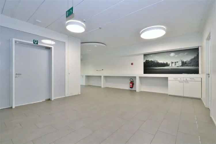 Handelsgelijkvloers Centrum Dworp
