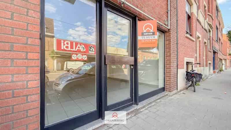 Kantoorruimte te Huur Gent Nabij R40