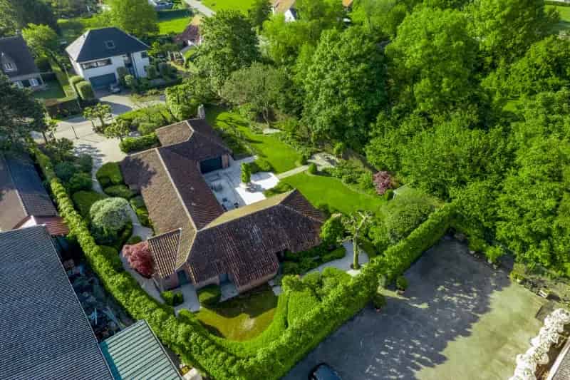 Karaktervolle Laagbouwvilla 5 Slaapkamers Grote Tuin Weiland