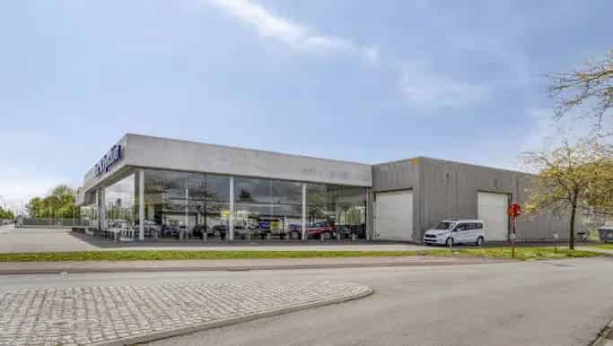 Handelspand met Magazijn te Koop Roeselare