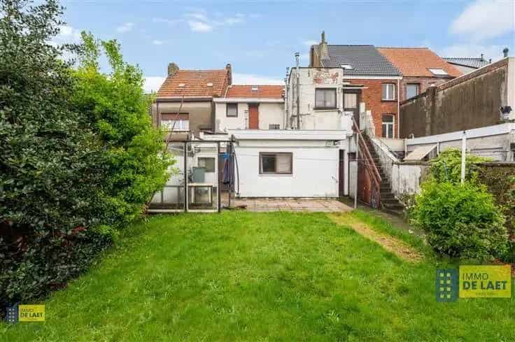 Huis Te Koop Ruime Woning Grote Tuin Garage Atelier