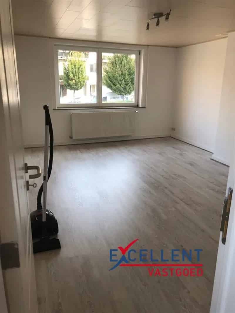 Centraal Gelegen Woning Ronse Te Huur