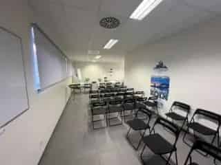 Kantoor te huur Knesselare 55m² Instapklaar
