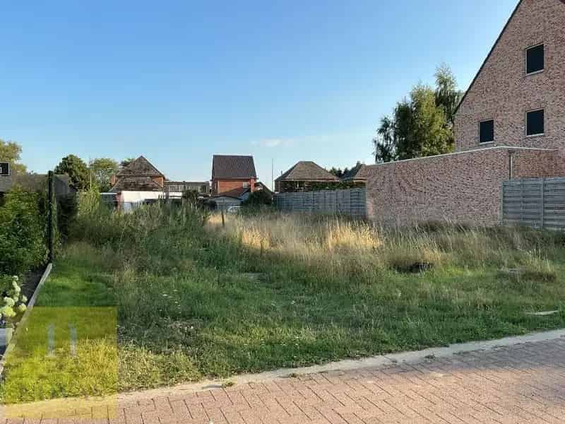 Bouwgrond Lutlommel Rustige Straat Open Bebouwing