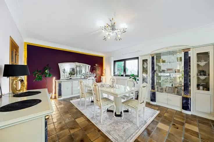 Huis Te Koop: Ruime Maison Op Twee Straten