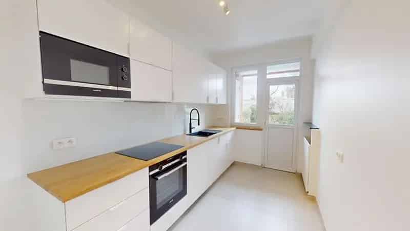 Appartement 2 Chambres  Woluwe Saint Lambert 83m² Terrasse Rénové