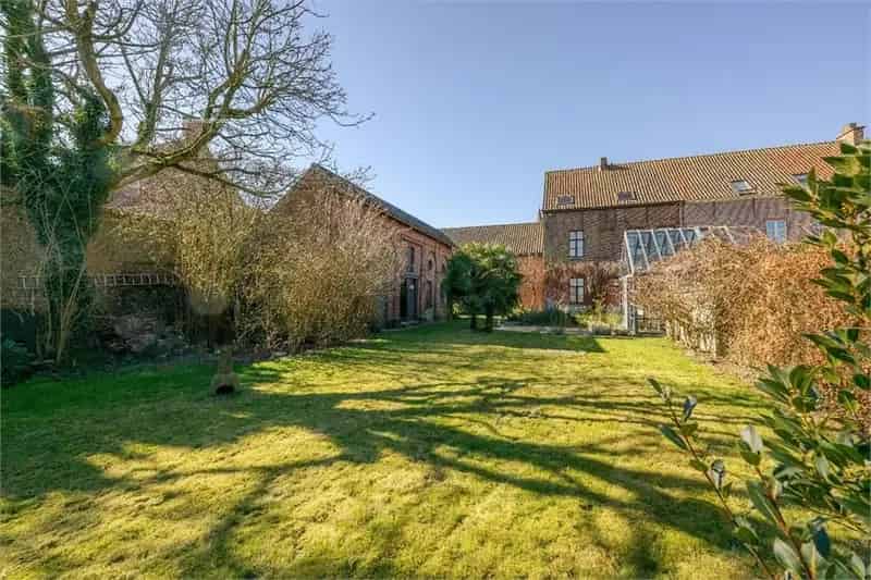 Herenhuis te koop Aarsele 4 slaapkamers gerenoveerd