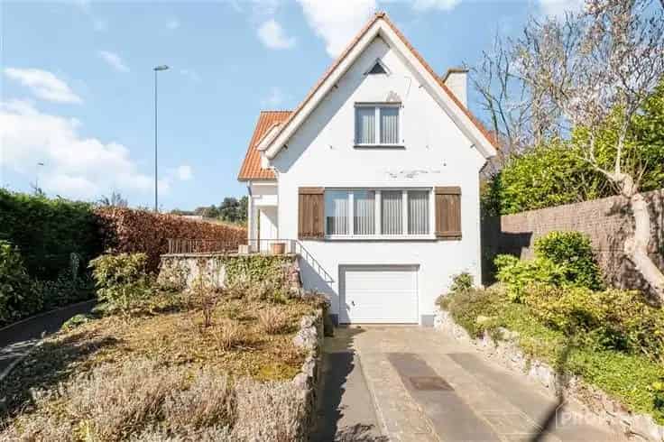 Ruime Villa te Koop Harelbeke 3 slaapkamers