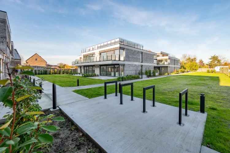 Appartement te koop in moderne stijl met 16 BEN en 3 Penthouses