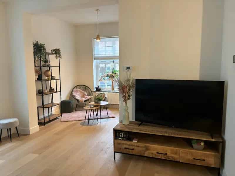 Stapelwoning Brugge Centrum 2 slaapkamers polyvalente ruimte