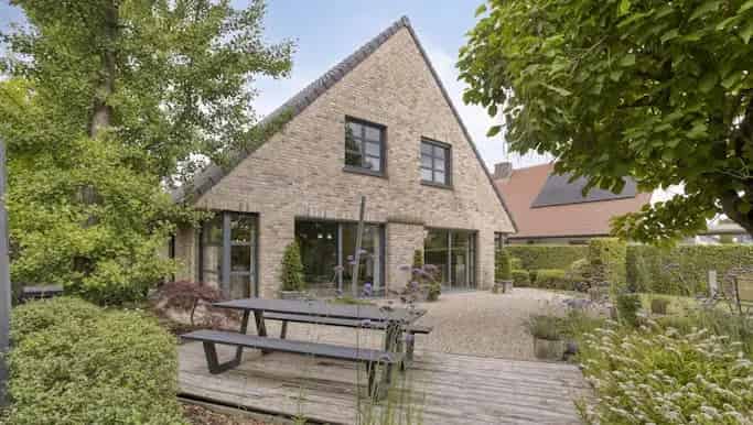 Huis te koop Rumbeke 270m² 947m² tuin