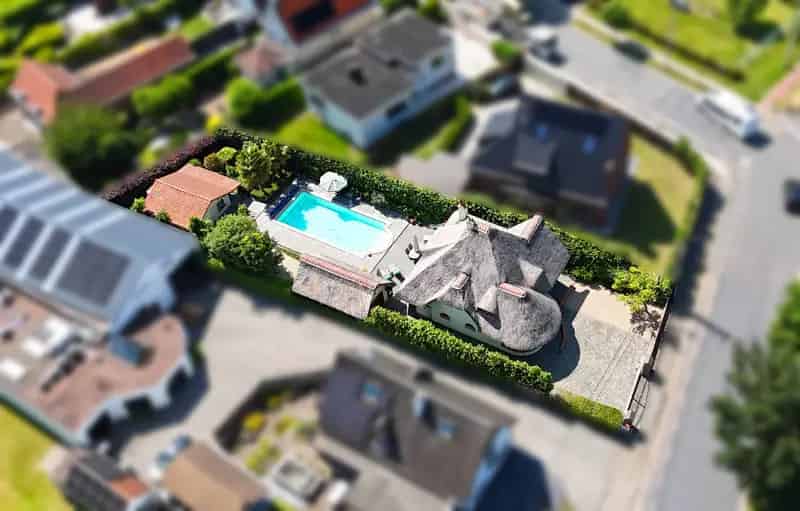 Villa met Zwembad te Koop Kortrijk