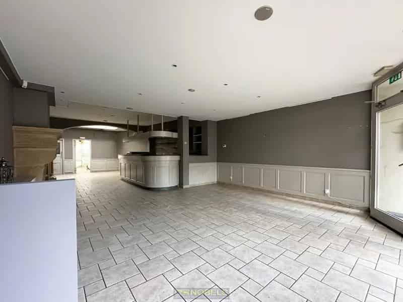 Commercieel pand te koop Zottegem centrum