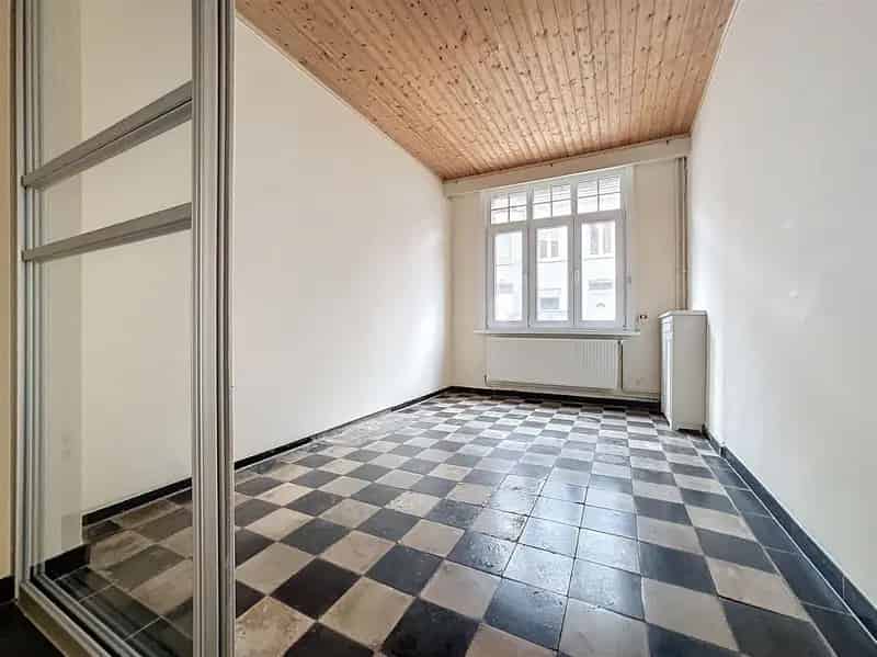 Huis te huur Roeselare: 4 slaapkamers, tuin Grote Markt