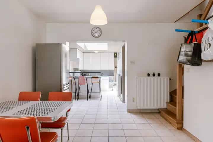 Huis te koop Gent: Gezellige woning nabij UZ en station