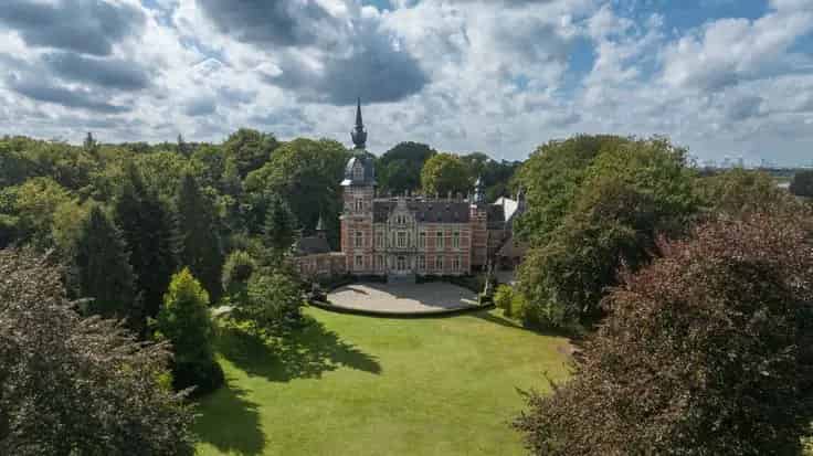 Appartement Te Koop Kapellen: Luxe 2 Slaapkamers, Tuin, Parkdomein